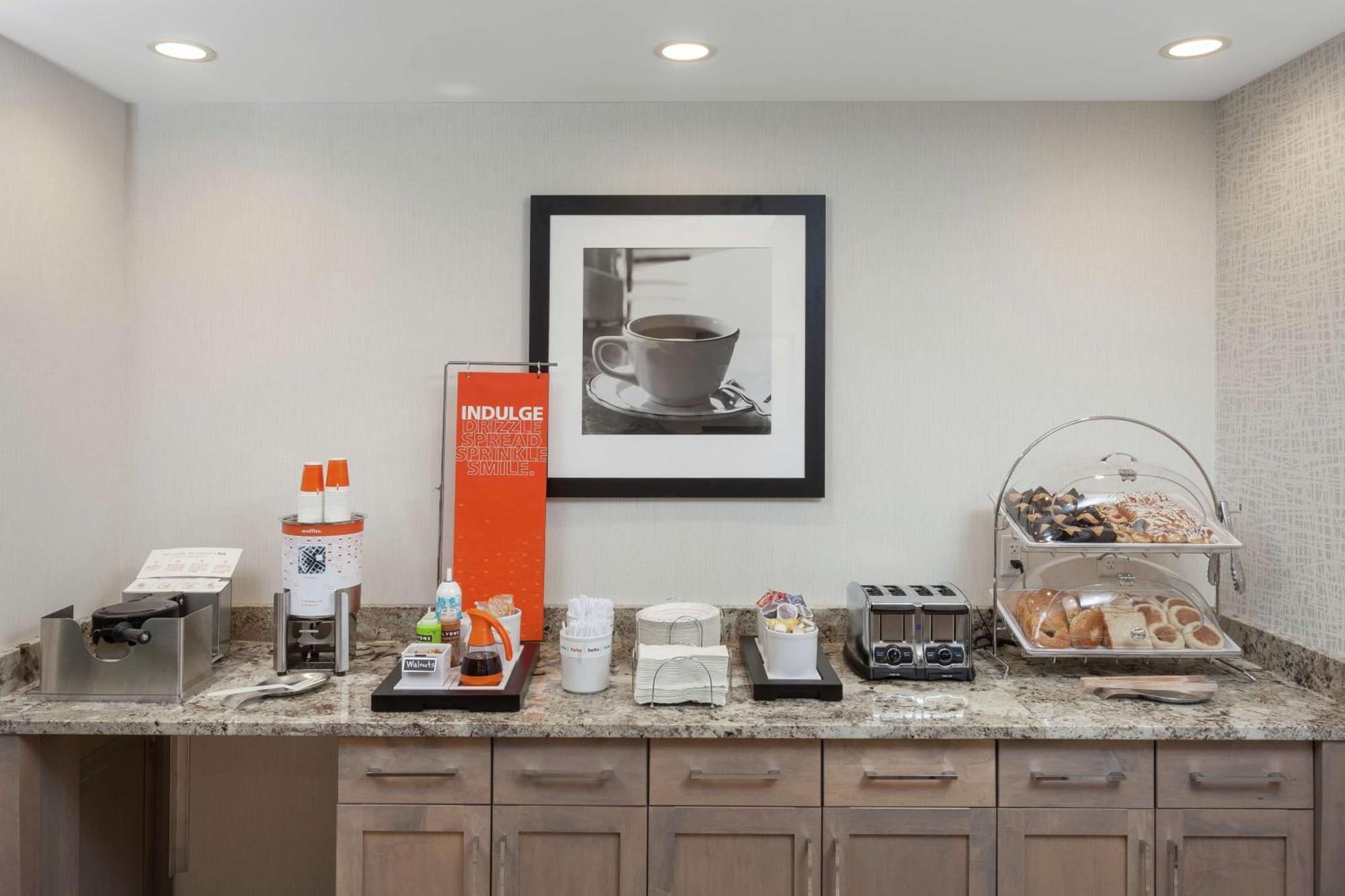 Hampton Inn & Suites Rocky Hill - Hartford South Zewnętrze zdjęcie